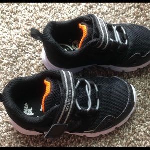 Stride Rite size 7 Width Toddler shoes
